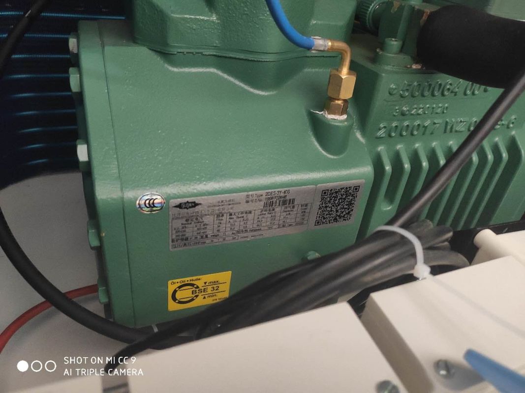 スリラーの低温貯蔵の冷蔵室のための3hp R404A Uのタイプ半密閉凝縮の単位